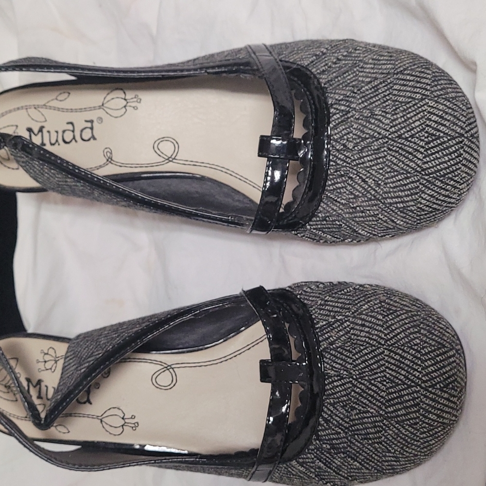 NWOT Retro Mudd Heels